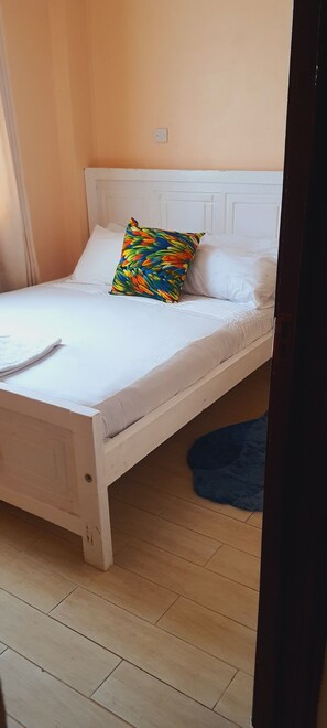 2 bedrooms, WiFi, bed sheets - A stylish 2 bedroom apartment overlooking Mt.Kenya in Embu county (Embu)