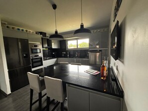 Fridge, microwave, oven, dishwasher
