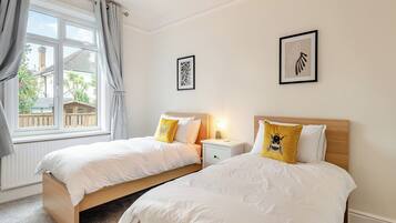 3 bedrooms, free WiFi, bed sheets
