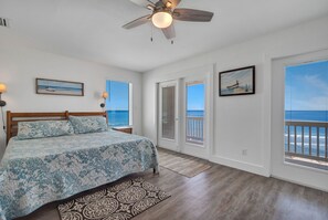 5 slaapkamers, een strijkplank/strijkijzer, wifi, beddengoed