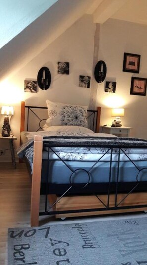 2 camere, una cassaforte in camera, Wi-Fi gratuito, lenzuola