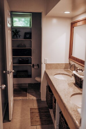 Unclassified image, 3 of 7, button - Mea Kanu Paradise, Beach Access, AC, Sleep up to 6 (Hauula)