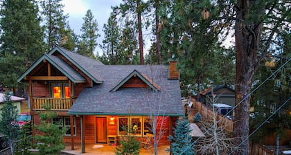 Pine Grove Cabin, Sisters Oregon