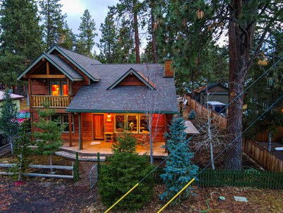 Pine Grove Cabin, Sisters Oregon