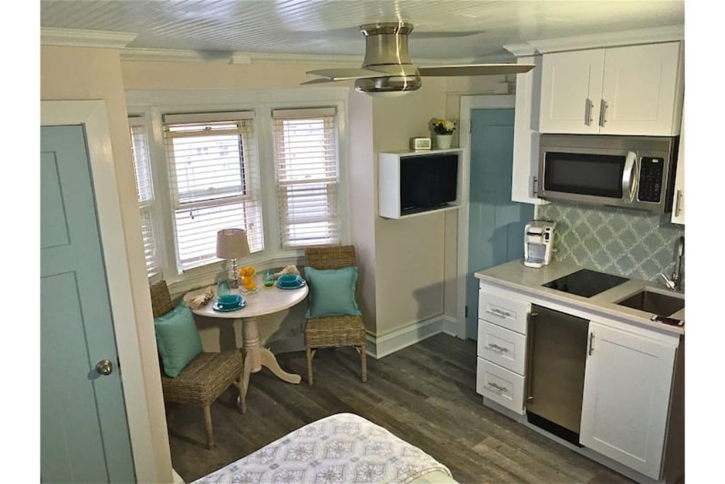 Beachblock! Heart of the boardwalk, our Little Slice of Heaven