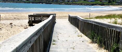 In Strandnähe, Liegestühle