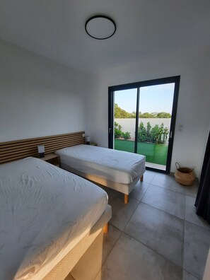 2 Schlafzimmer, Bügeleisen/Bügelbrett, Reisekinderbett, kostenloses WLAN