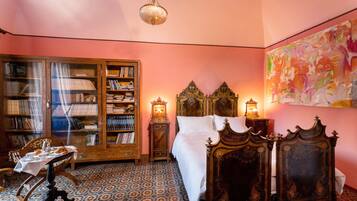 家庭客房 | 高級寢具、記憶床墊、獨特裝潢、布置獨特