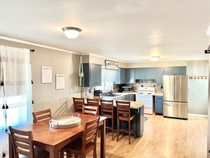 Private kitchen - Urban Farmhouse w/ Carport in Johnson City (Johnson City)