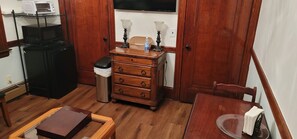 Interior - Hotel suite like unit close to major shopping centers, highways, parks, schools. (Providence)