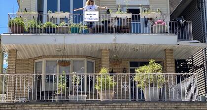 Gorgeous 2BR w/ NYC Skyline Views, Huge Patio & Easy 10-Minute Commute!