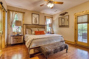 3 bedrooms, iron/ironing board, travel crib, free WiFi