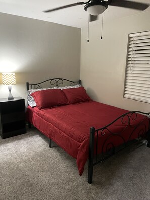 2 bedrooms, iron/ironing board, WiFi, bed sheets