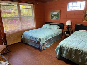 2 soveværelser, sengetøj