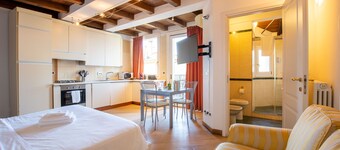 Santo Stefano Apartments Apartment with Terrace