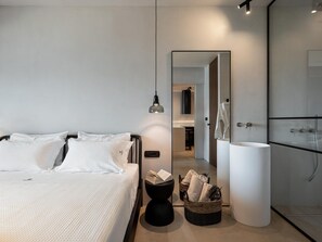 1 bedroom, iron/ironing board, WiFi, bed sheets - Seannamon Sea View Suite 1   steps from the beach (Agios Nikolaos)