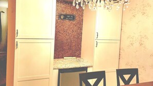 Dining - Come to the the Horizon- where heaven meets earth (Pocatello)