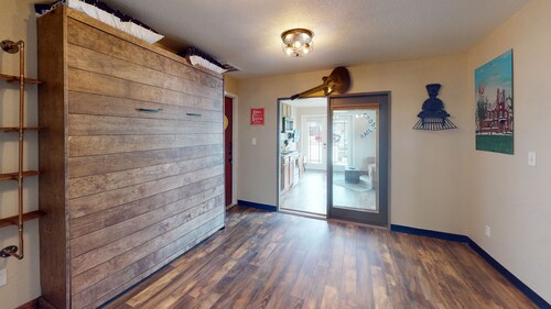 Train Themed Accommodations Near Neosho Square! Side A