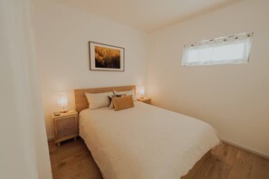 1 chambre, bureau, fer et planche à repasser, Wi-Fi gratuit