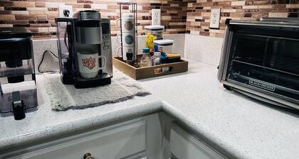 Surf Escape into Hueneme Beach *Entire Home