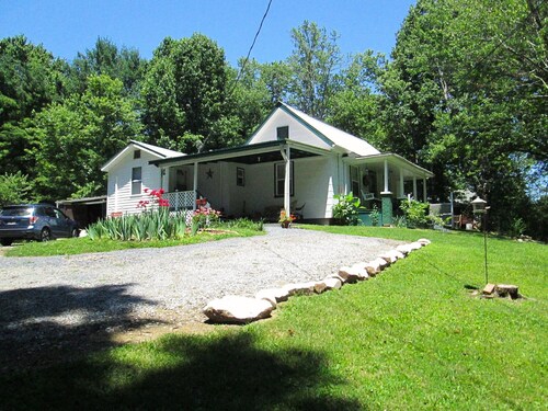 Country Farmhouse, Visit Family, Bristol Casino, Hiking/Biking, Spring season