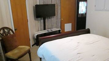 3 chambres, bureau, Wi-Fi gratuit, draps fournis
