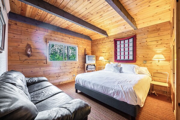 4 Schlafzimmer, Reisekinderbett, kostenloses WLAN, Bettwäsche