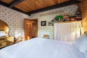 4 chambres, lit de bébé portatif, accès au Wi-Fi (inclus)