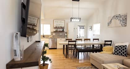 Lucky Kentucky Ranch Home- Visit Ark & Creation Museum