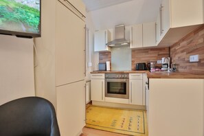 Refrigerador, horno, parrilla de estufa y lavavajillas 