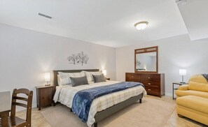 5 camere, una scrivania, Wi-Fi gratuito, lenzuola