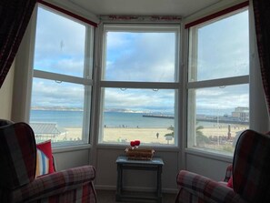 Interior - Stunning sea views from apartment in Weymouth (Weymouth)