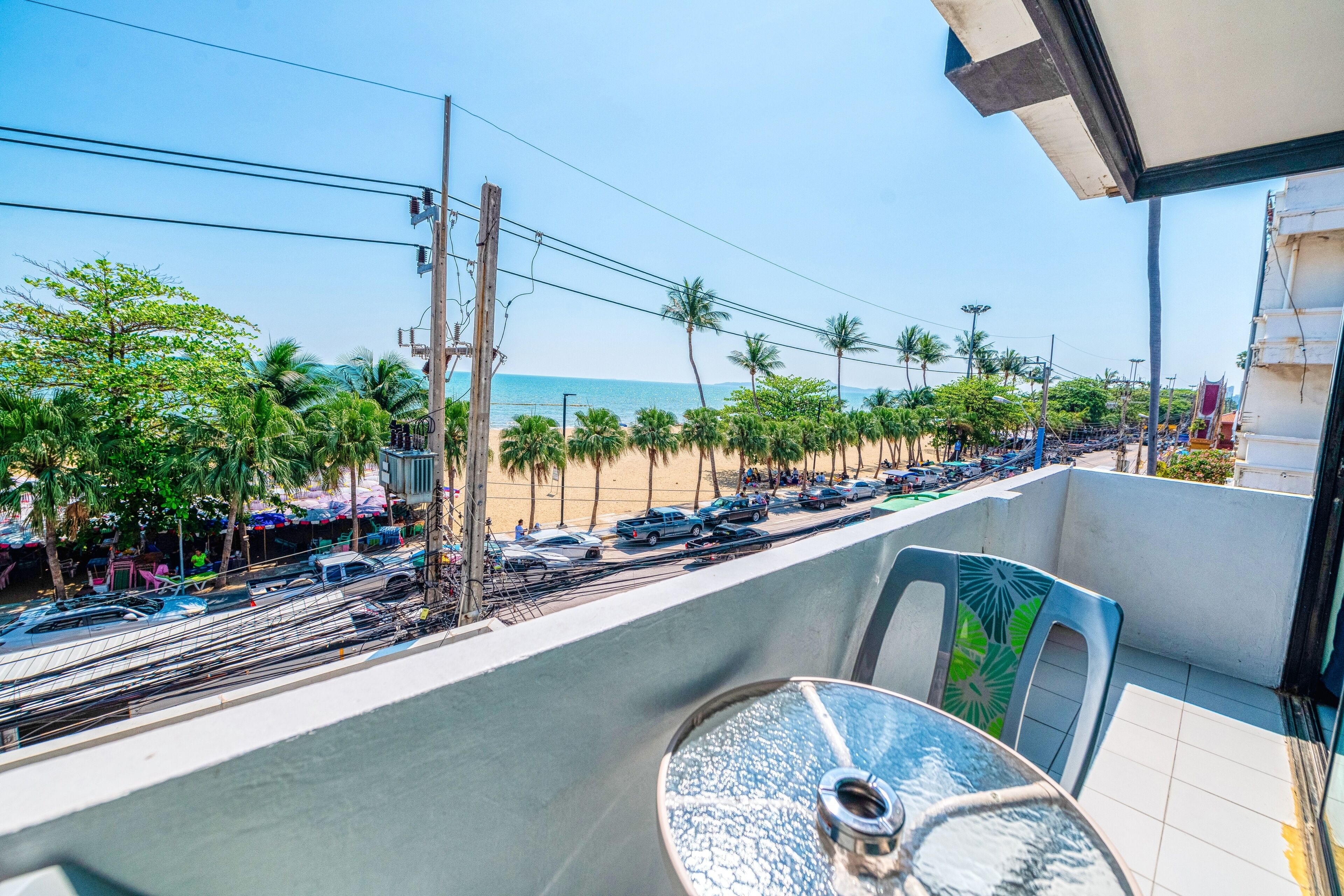 Foto - Happy Jomtien - Direct Beach Access, Sea View & Central Location