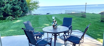 Your Lake home in Oshkosh! New home built in 2017. On Lake Winnebago