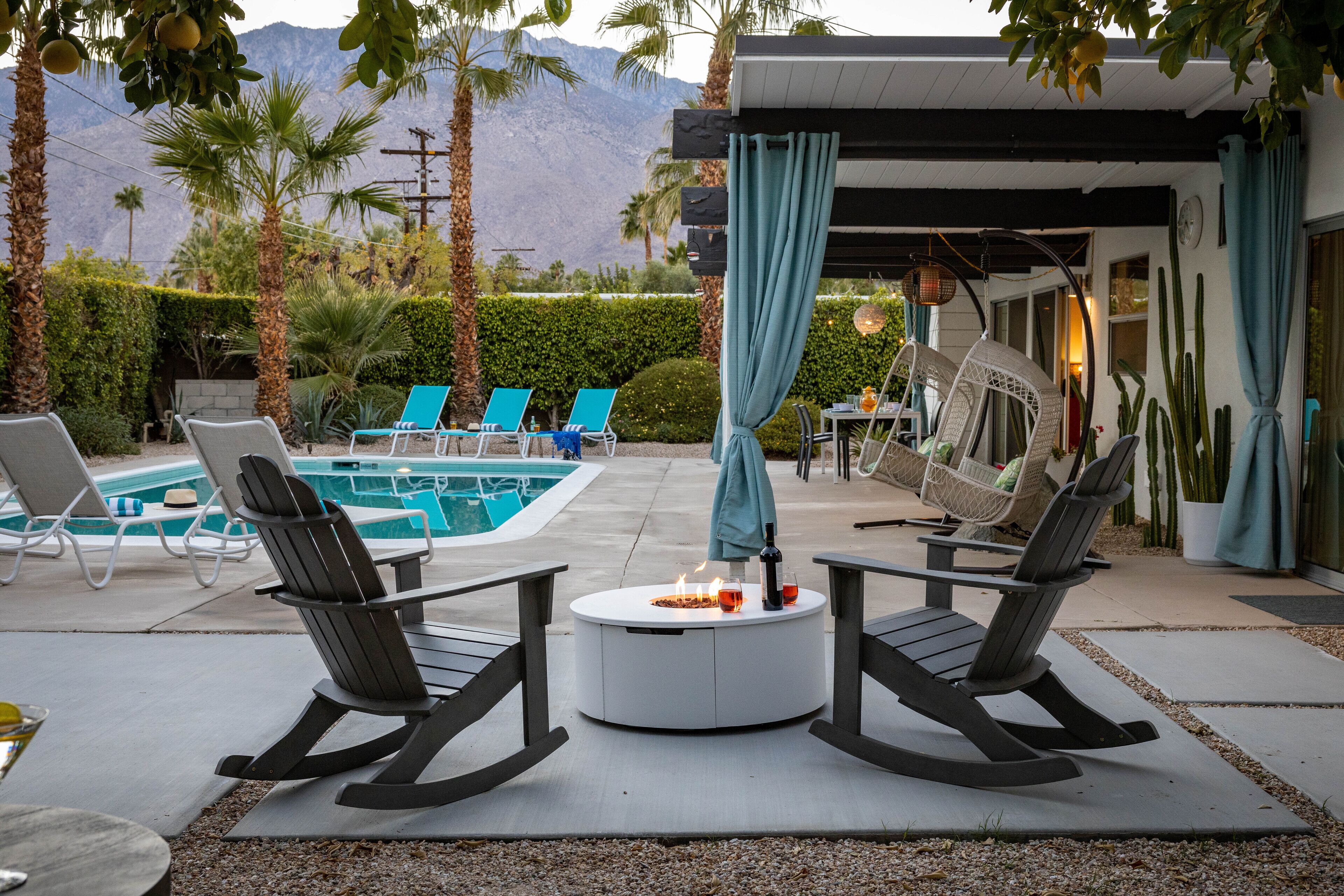 Plaimor Palms - Classic Remodeled Mid-Century Alexander!