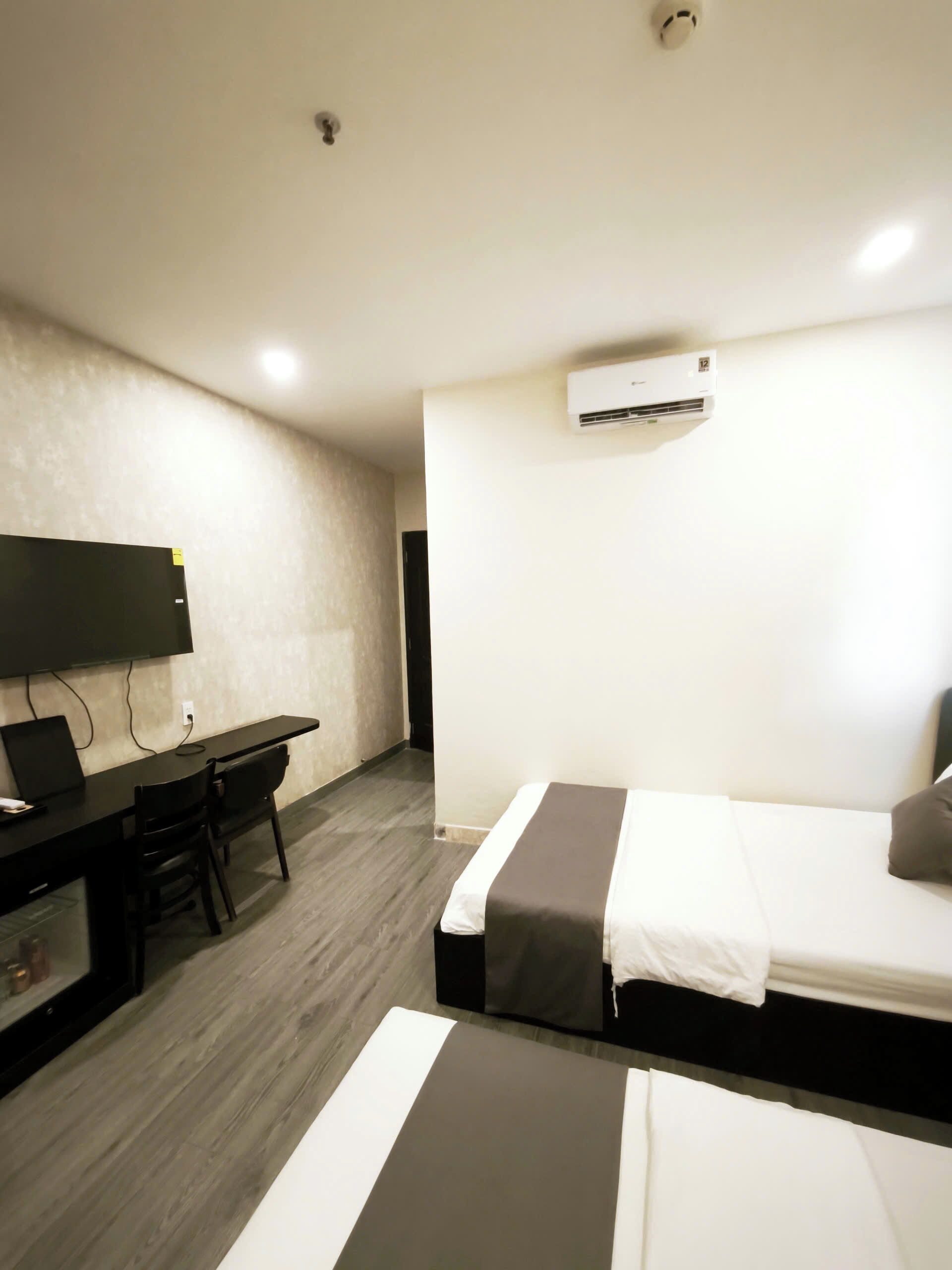 Superior Double or Twin Room | Hypo-allergenic bedding, minibar, individually decorated