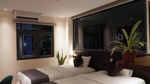 Deluxe Double or Twin Room | Hypo-allergenic bedding, minibar, individually decorated