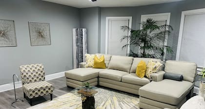 Cozy Warehouse Dist n Ewing twnshp!
