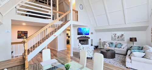 Comfortable and enjoyable place to relax. Pet-Friendly!