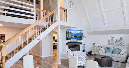 Cozy Chalet Retreat in Banning, California Pets-Friendly!