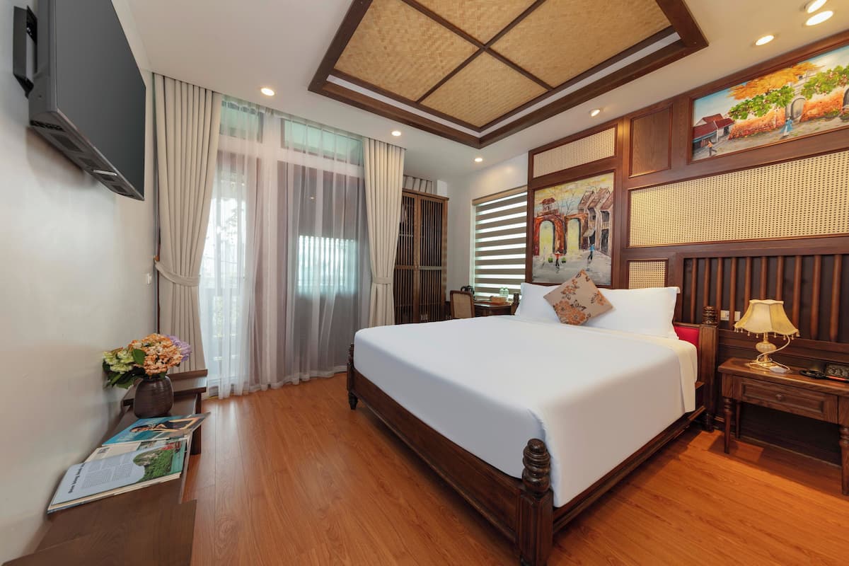 Junior Suite Balcony | 1 bedroom, Egyptian cotton sheets, premium bedding, memory foam beds