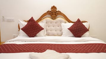 Deluxe Room | 1 bedroom, desk, free WiFi, bed sheets