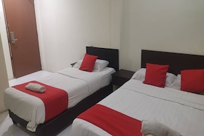 Premium bedding, desk, iron/ironing board, free WiFi - Q Hotel Temerloh (Temerloh)