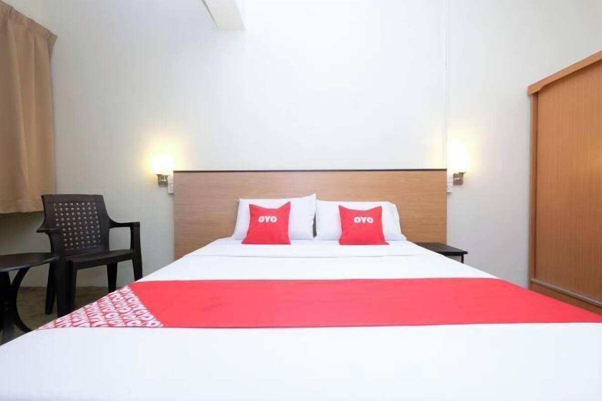 Bureau, Wi-Fi gratuit, draps fournis