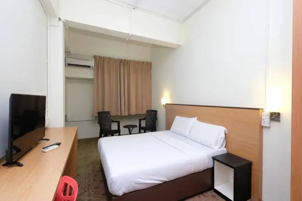 ห้องสแตนดาร์ด, เตียงคิงไซส์ 1 เตียง | โต๊ะทำงาน, Wi-Fi ฟรี, ผ้าปูที่นอน