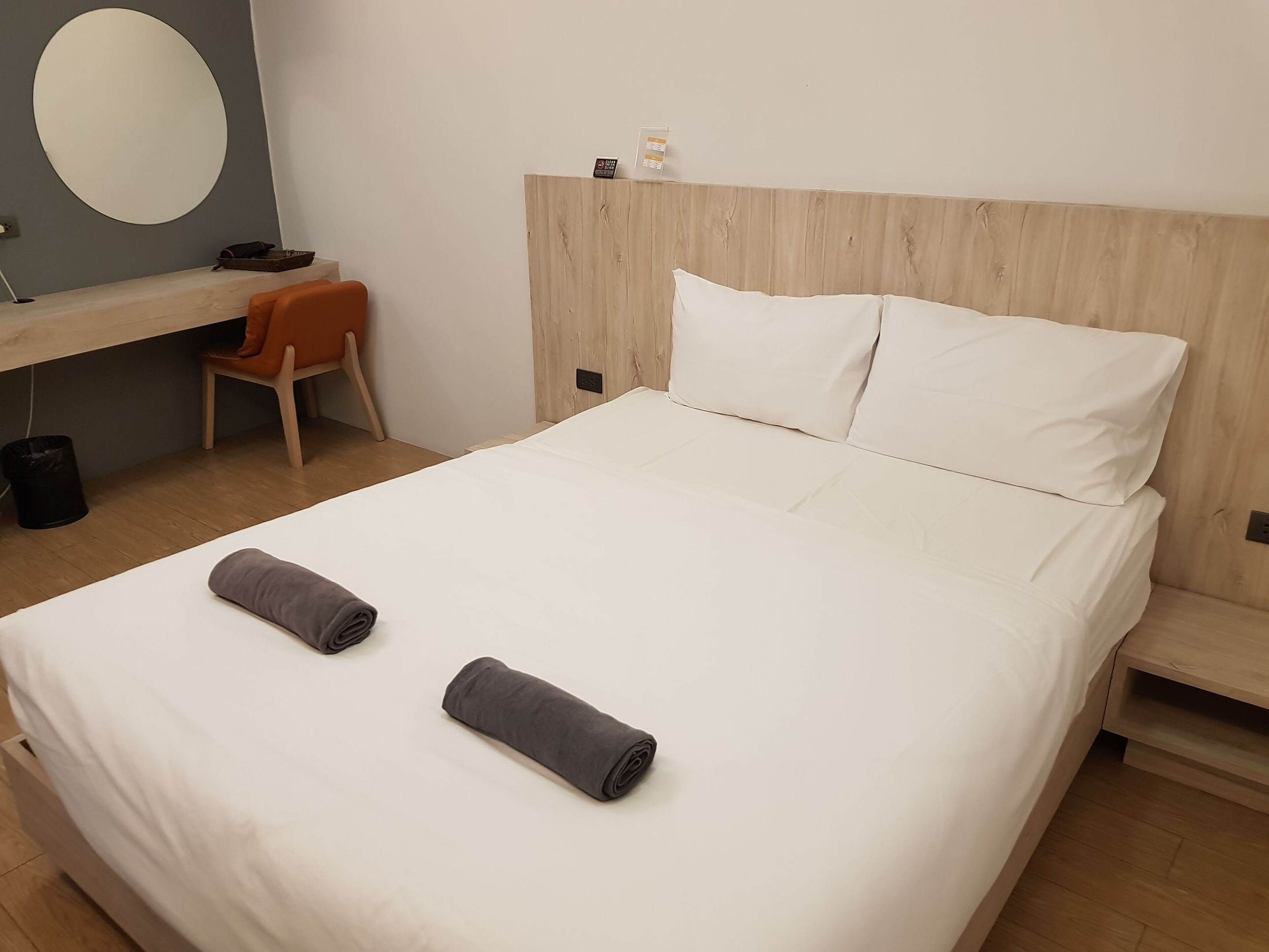 Photo - All day hostel at BTS Bang Chak