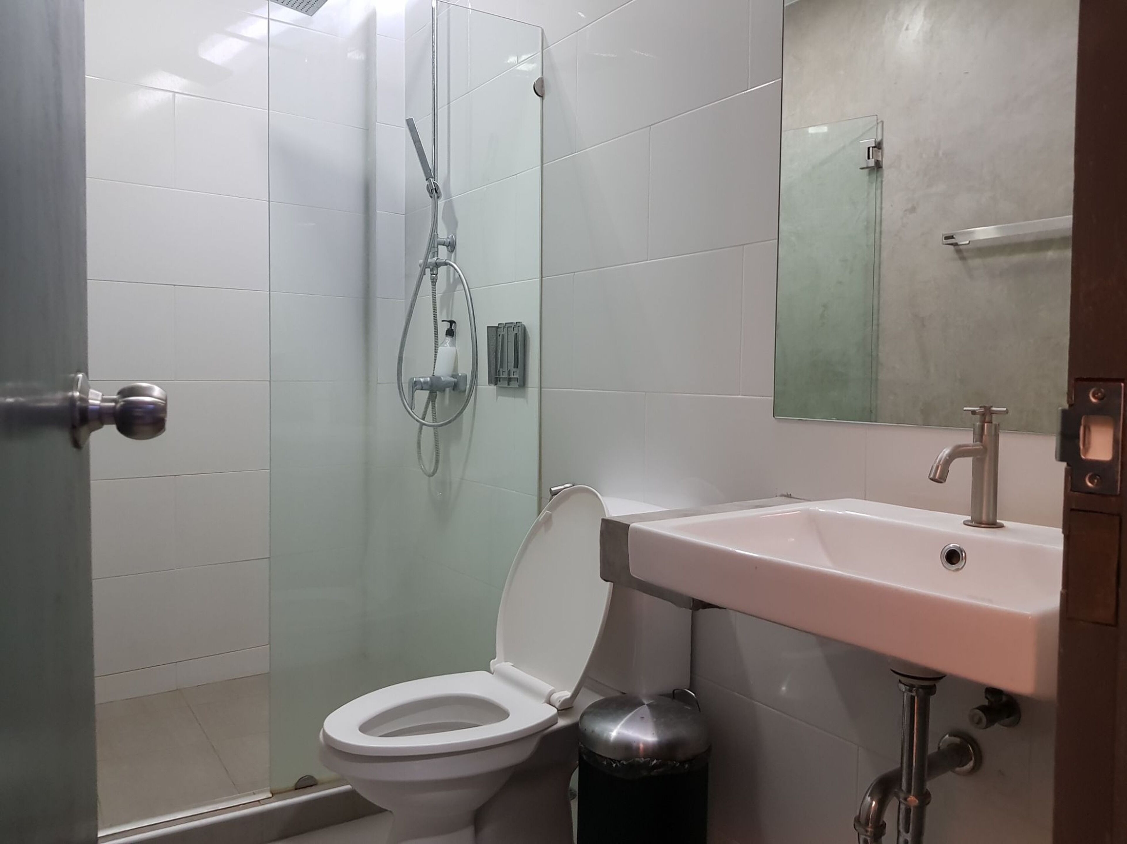 Photo - All day hostel at BTS Bang Chak