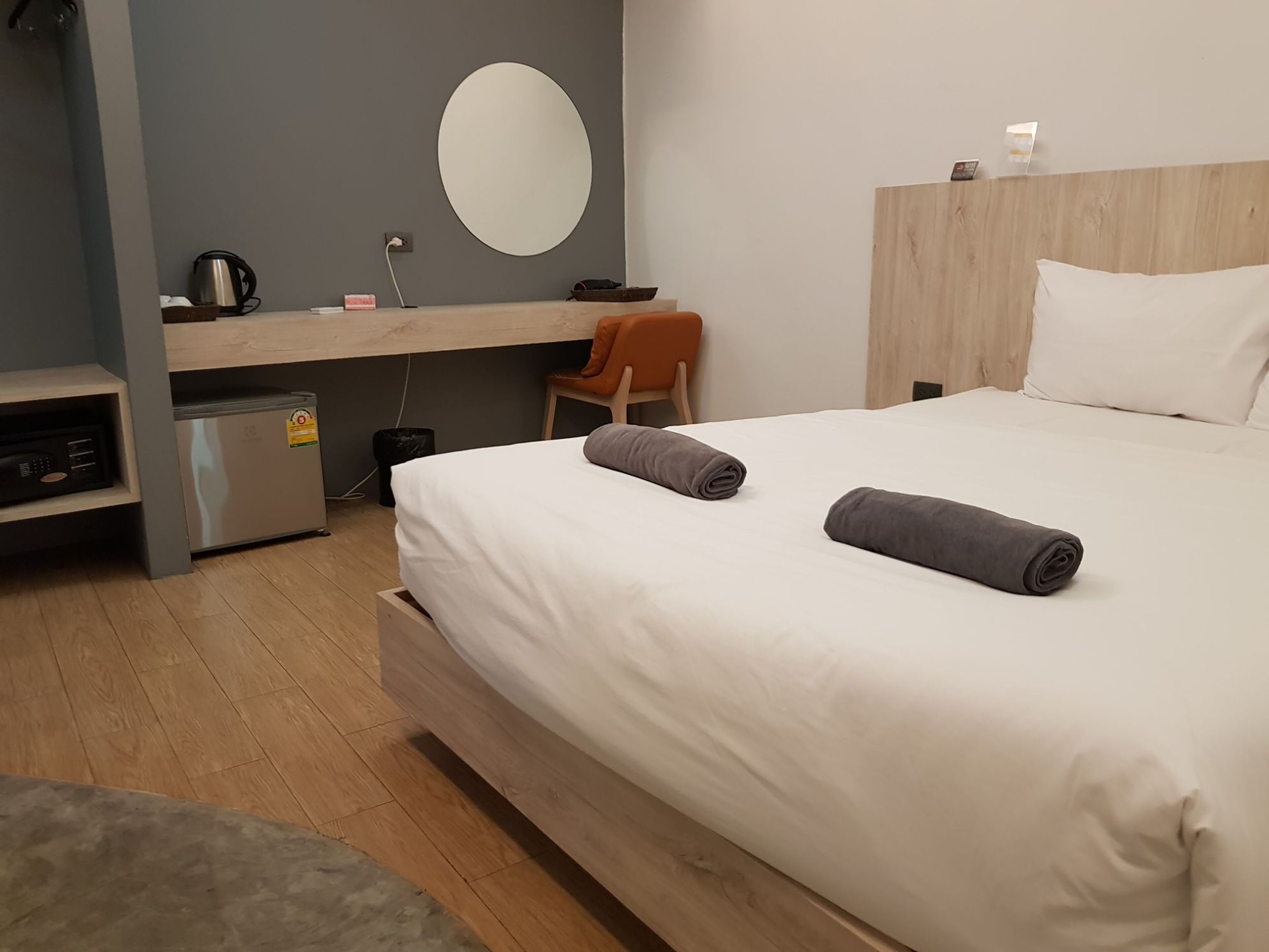 Photo - All day hostel at BTS Bang Chak