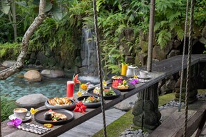 Food and drink - Pramana Giri Kusuma (Payangan)