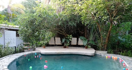 Mad Monkey Dumaguete